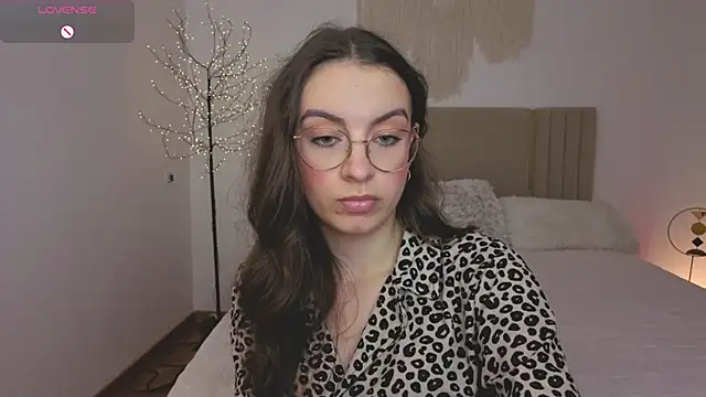 Real_cutie1 webcam