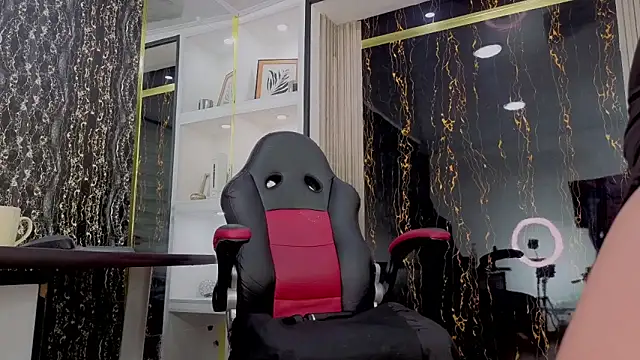 MirandaRossi webcam