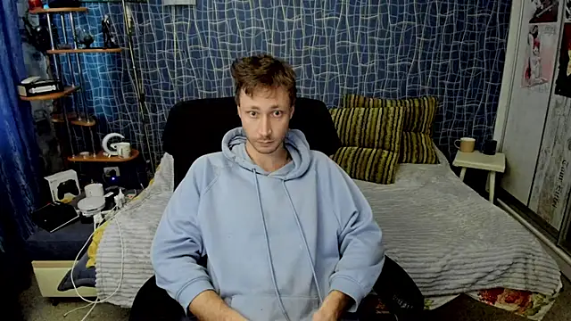 CuteBoy228 webcam