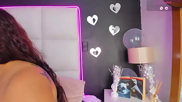 Gigi_duran webcam