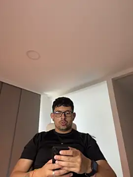 TroyeSavage webcam