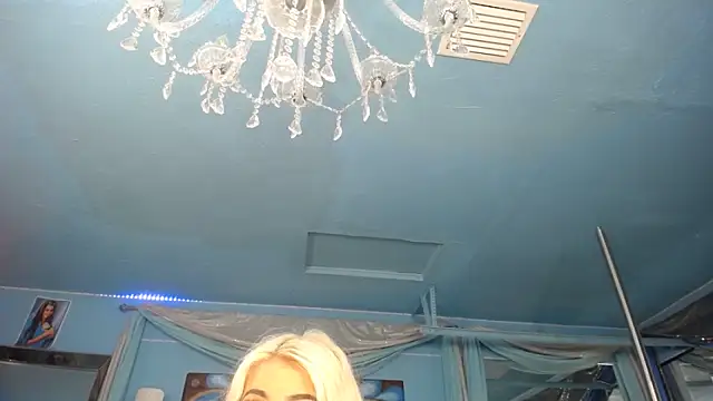 ADRIANNA_FOX webcam