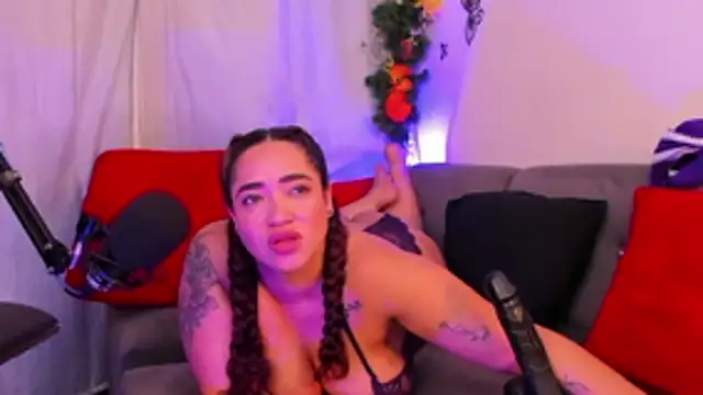 HannaMiills@xh live sex cam