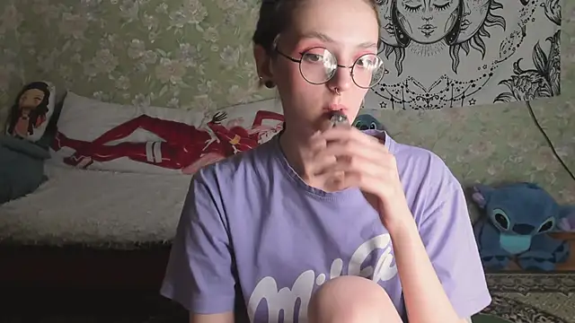 Cutie_Adelia webcam