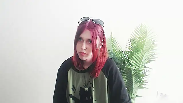 GuessMe___ webcam
