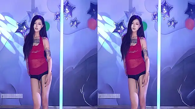 CM---001 Live Webcam on Stripchat