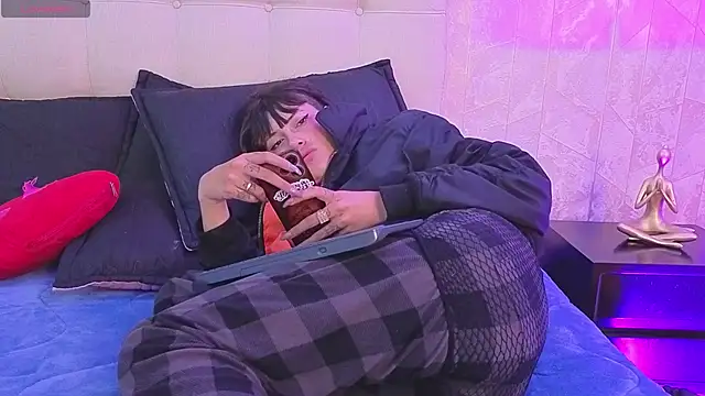 _sharlotte777 webcam