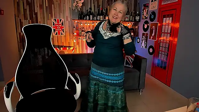 LilaMaharani webcam