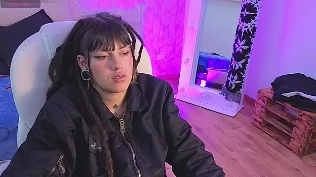 _sharlotte777 webcam