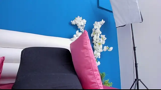 letty_straus webcam
