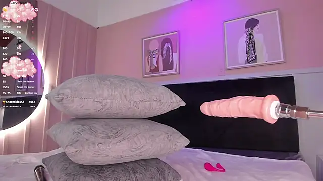 elodie_walker webcam