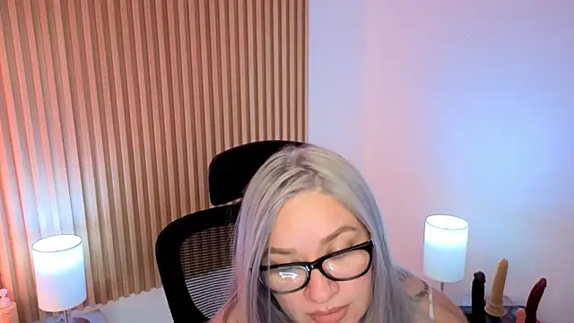 MarianL0ve webcam