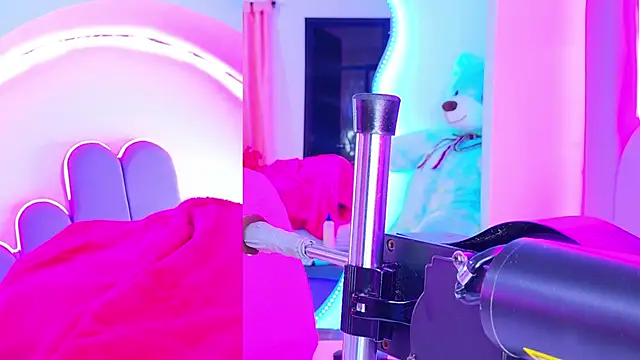 NathaxaLeans webcam