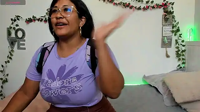 sofia-belle webcam