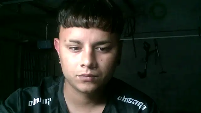 Sickbooy69 webcam