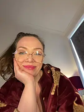FemDom_RubyKnightXXO webcam