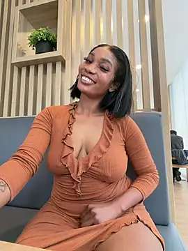  ___Nessa chat room