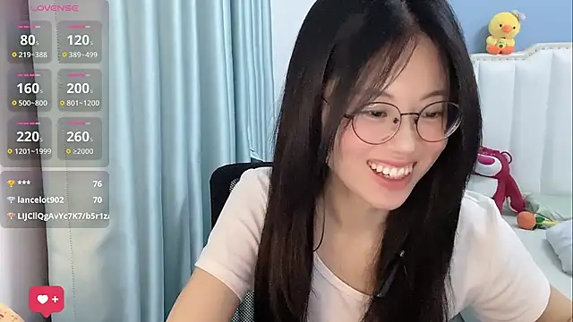 美女Luna-666在线直播