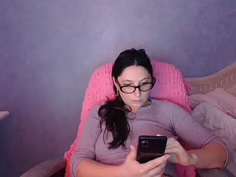 LuckyLisa23 webcam