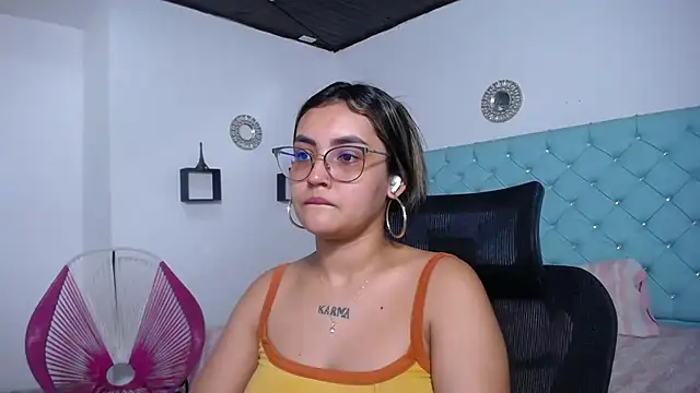 kathe-mills235 webcam