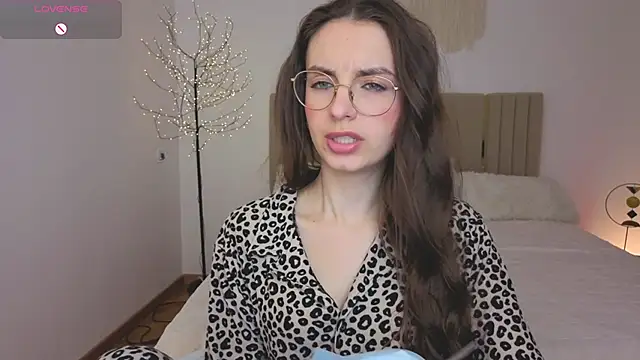 Real_cutie1 webcam