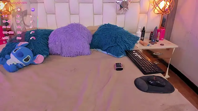 Foxxy_Doll webcam