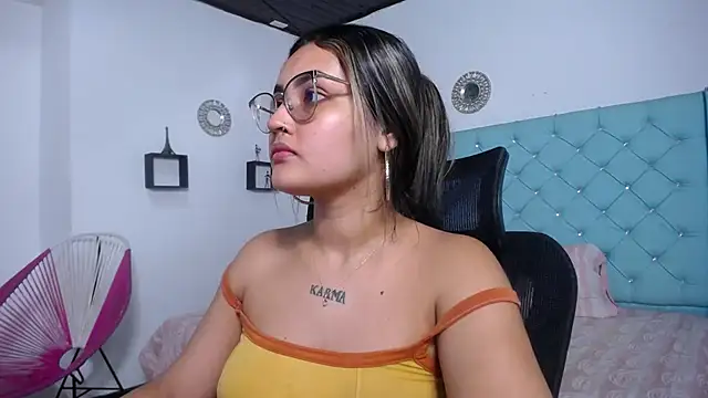 kathe-mills235 webcam