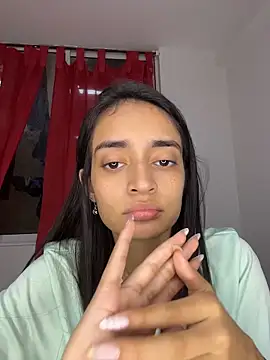 leilani_X webcam