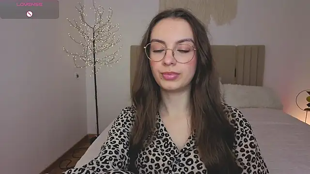 Real_cutie1 webcam