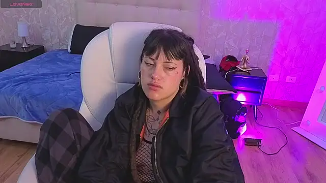 _sharlotte777 webcam