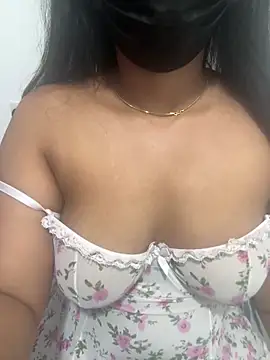 SluttyCouple69 webcam