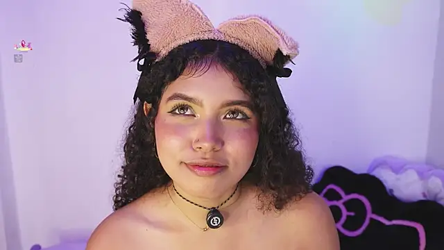 EloiseSweetxx webcam