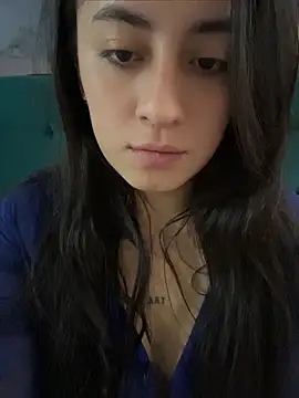 Antonella_Juliet... Live Webcam on Stripchat