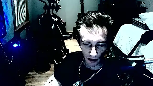 LEVIATHANX666 webcam