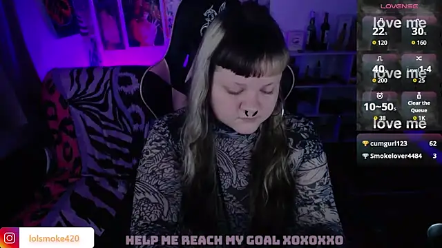 Bdsm_and_fries webcam