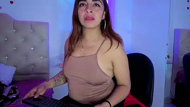 ameliefederline11 live sex cam