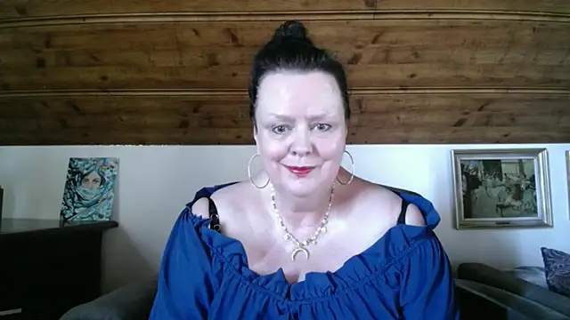 TiffanyMature webcam