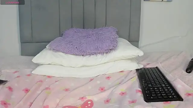 Sophia_Ebony webcam