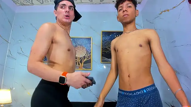 Spicy_guys webcam