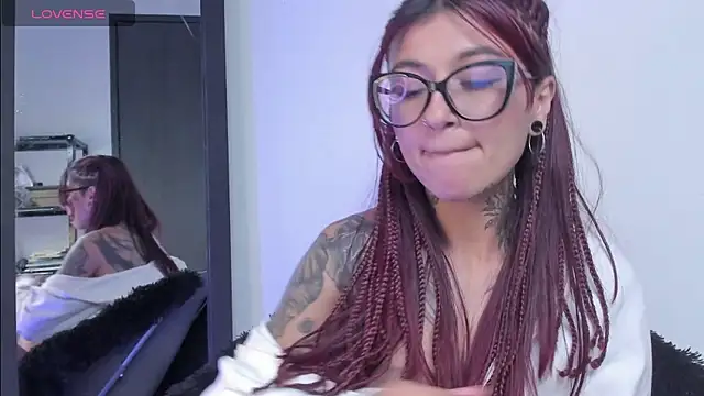 noemi_foxxx webcam