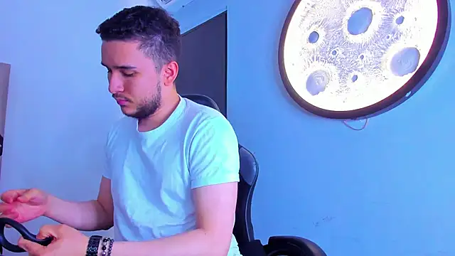 mike_257 webcam