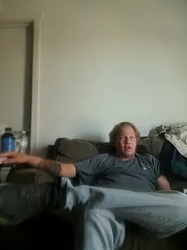 yourMasterisBored webcam