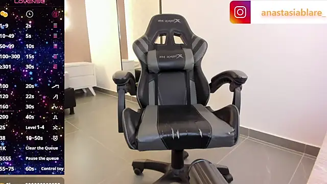 anastasiarouge_ webcam