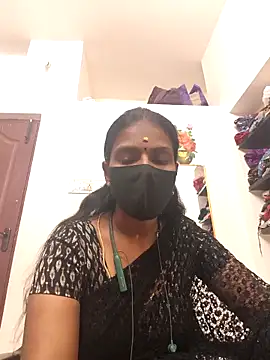 Webcam Model (Tamil_Yalini12)  is live.Free join now!