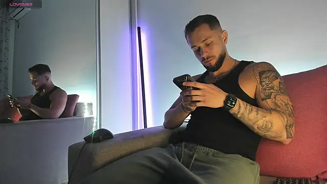 nicholasX1 webcam
