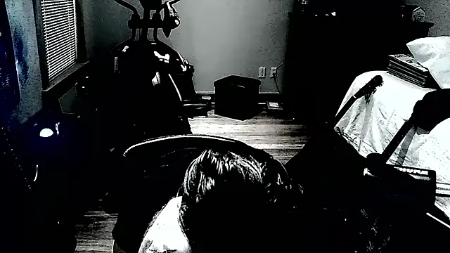 LEVIATHANX666 webcam