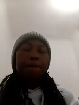 Sweethoneypot25 webcam
