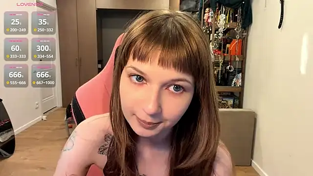 jackboyken (F teen) - tease with my panties