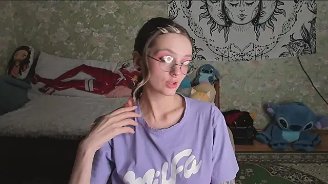 Cutie_Adelia webcam
