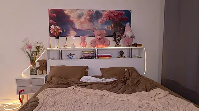 Nellie_Medina live sex cam
